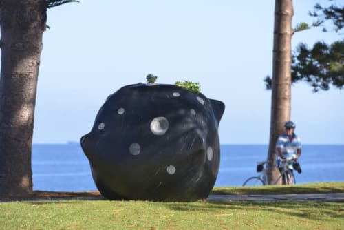Meteorite | Public Sculptures by Jina Lee