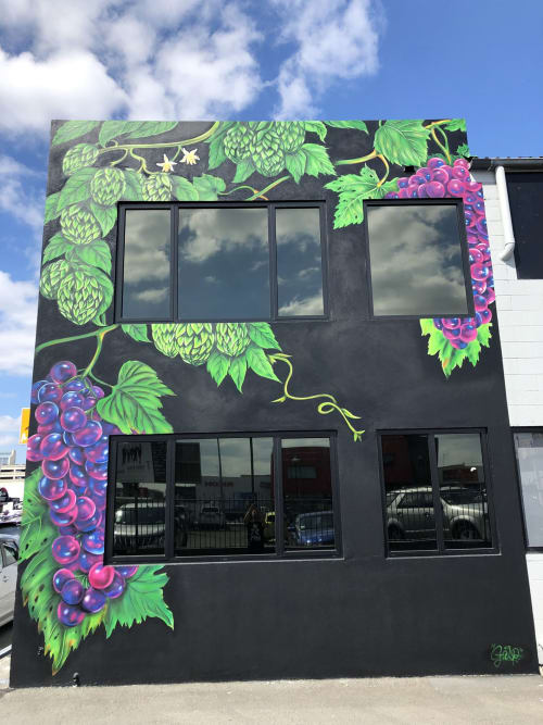 Hamilton Beer & Wine Co Mural | Murals by @_g_a_s_p_ | The Hamilton Beer & Wine Co in Hamilton