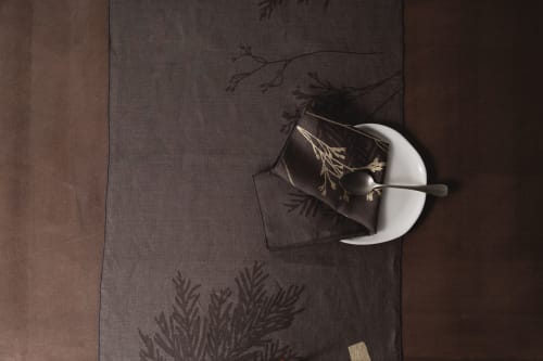 MILA Linen Table Runner + Napkins | Tableware by Vilenica Studio