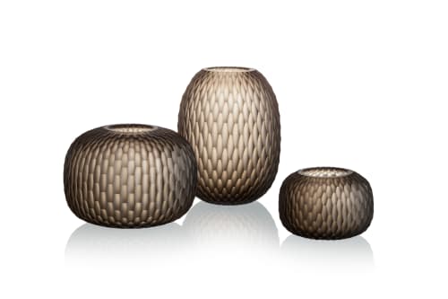 Metamorphosis Vase - Cigar | Vases & Vessels by Rückl