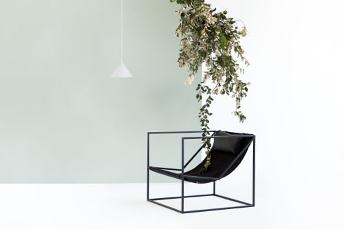 Eike Lounge Chair