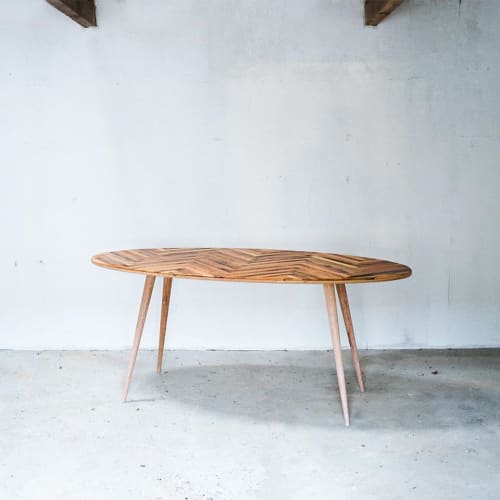 Oval Dining Table | Tables by HRDL
