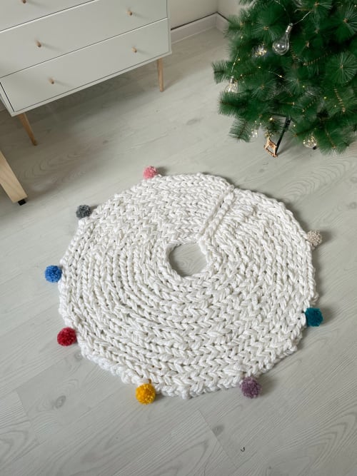 White Christmas tree skirt with colourful pompoms | Small Rug in Rugs by Anzy Home
