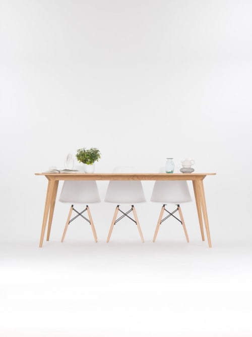 YRKE - Extending White Oak Dining Table | Tables by Mo Woodwork