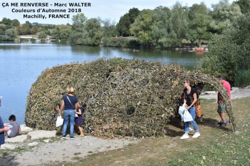 Ça me renverse ("Upside down") | Public Sculptures by Marc WALTER
