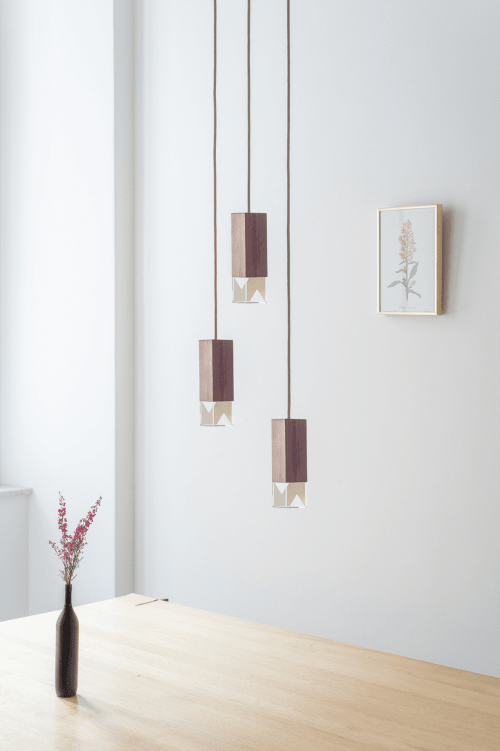 Lamp/One Wood Trio Chandelier | Chandeliers by Formaminima