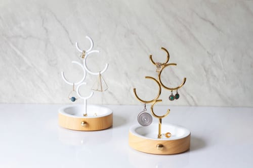 Hoop Jewelry Holder & Organizer - White | Decorative Tray in Decorative Objects by Kitbox Design