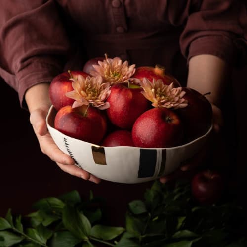 Vienna, hand-painted fruit bowl | Serving Bowl in Serveware by Boya Porcelain