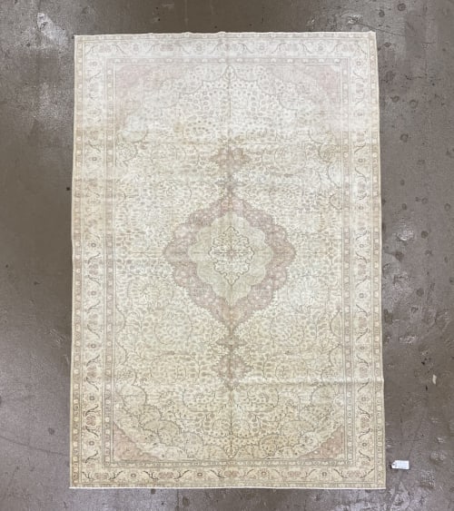 Vintage Kayseri Turkish Rug | 6.7 x 9.9 | Area Rug in Rugs by Vintage Loomz