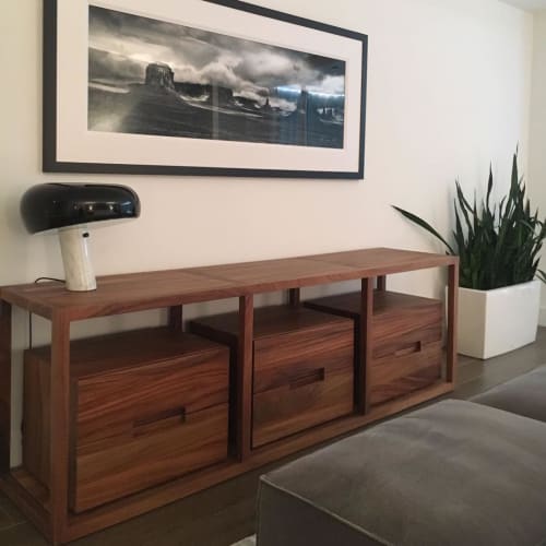Bodega Console | Furniture by Labrica