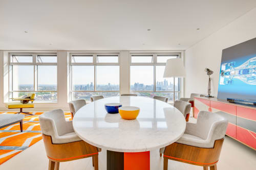 REDMAYNE Dining table | Tables by Ivar London | Custom