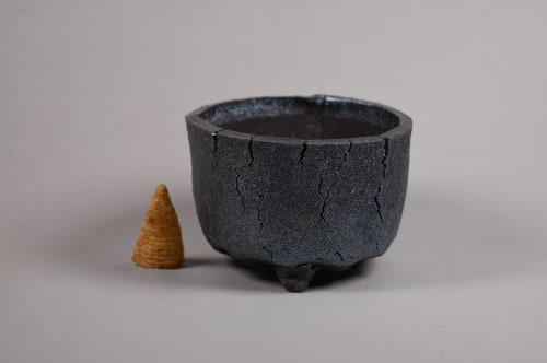 LB-1g | Vases & Vessels by COM WORK STUDIO