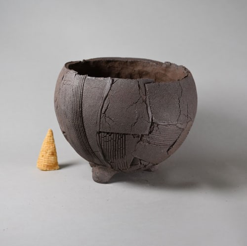 Co4-14 | Vases & Vessels by COM WORK STUDIO