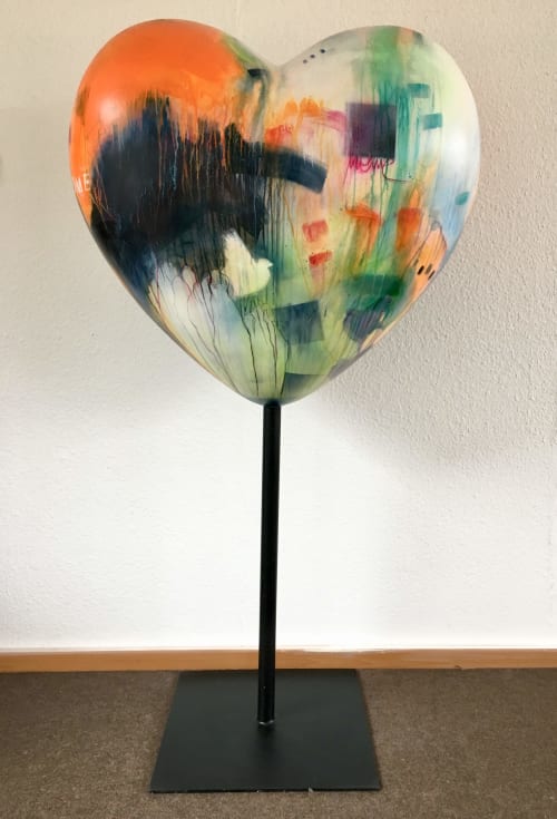 Heart Sculpture in Doha/Qatar | Sculptures by Bea Schubert | Private Office in Doha