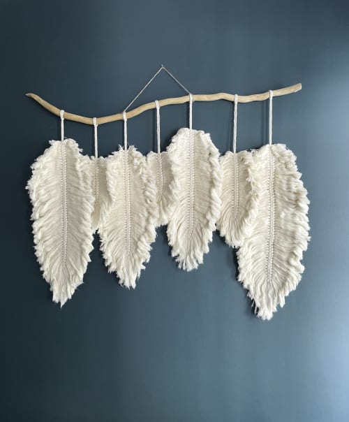 Neutral Shaggy Macrame Feathers/Leaves by Damla