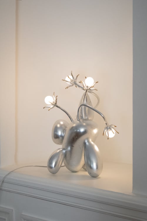 La Fleur Fanée - aluminium | Table Lamp in Lamps by Vincent Decat