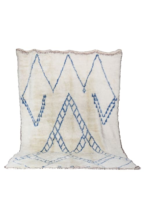 VINTAGE MOROCCAN BENI OUARAIN RUG | Area Rug in Rugs by Kechmara D