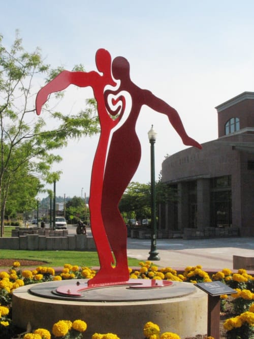 HEART CONNECTION | Public Sculptures by Alisa Looney