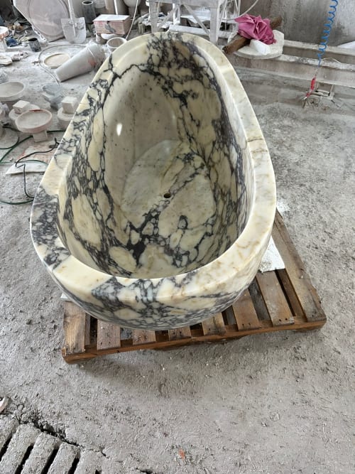 Calacatta Viola Marble Freestanding Bathtub | Water Fixtures by Vero Marble
