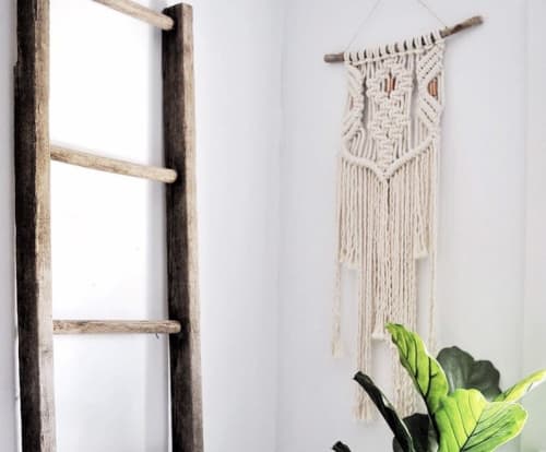 Go your own way | Macrame Wall Hanging in Wall Hangings by indie boho studio