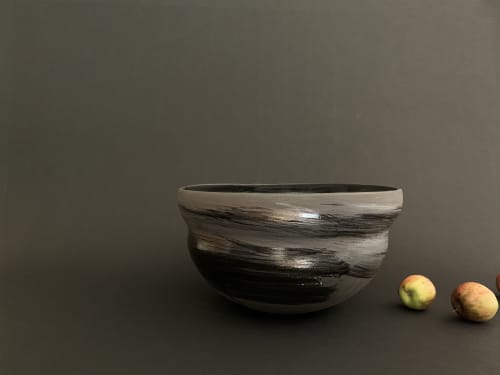 RWH-14 | Serving Bowl in Serveware by Rosa Wiland Holmes
