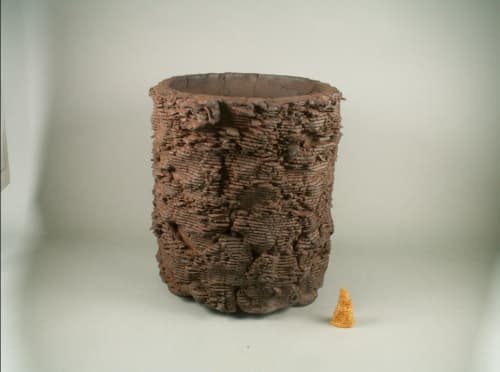 So-5 | Vases & Vessels by COM WORK STUDIO