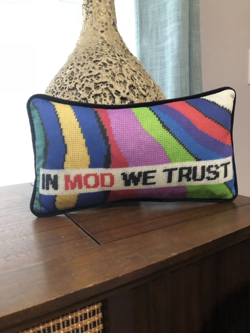 IN MOD WE TRUST organic cotton sateen pillow / custom made | Pillows by Mommani Threads