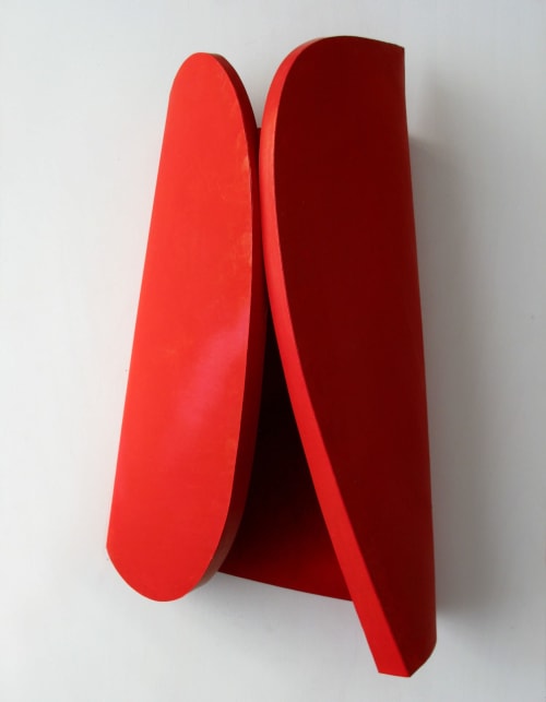 Red Prelude 2 | Sculptures by Manfred Müller
