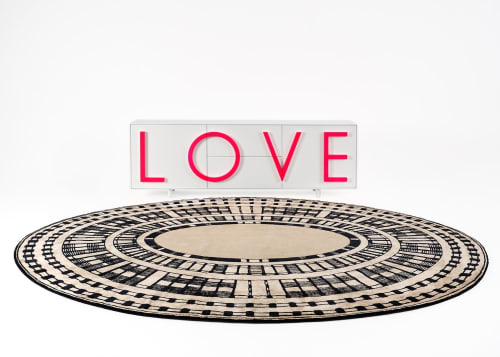 Anfiteatro hand-knotted oval shape rug | Rugs by Atelier Tapis Rouge