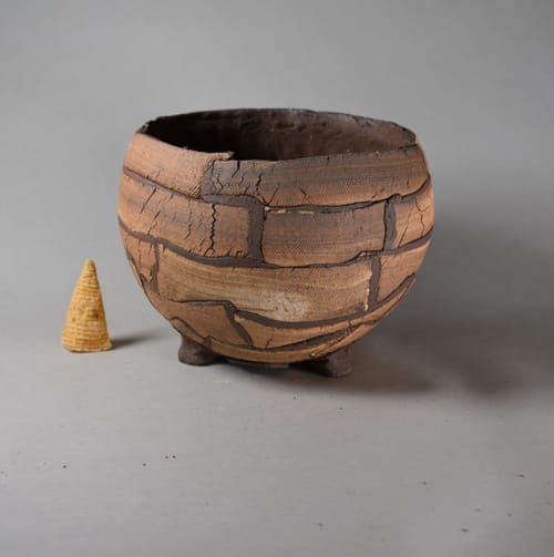Co4-3 | Vases & Vessels by COM WORK STUDIO