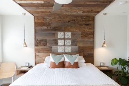 Reclaimed Wood Wall | Furniture by G & H Reclaims | Hotel Palms in Atlantic Beach