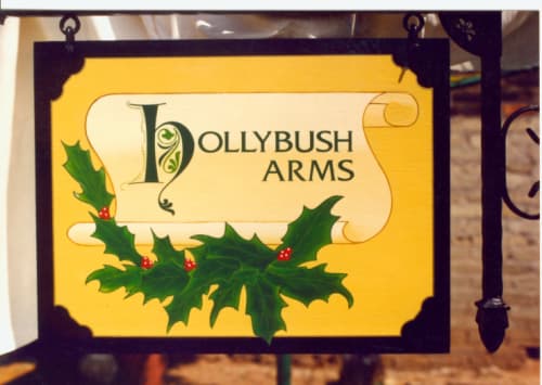 Pub sign painted by hand with custom made bracket. Sign is double sided. | Murals by Mindy Designs Traditional Signwriters & Signmakers , Screen & DIgital Printers