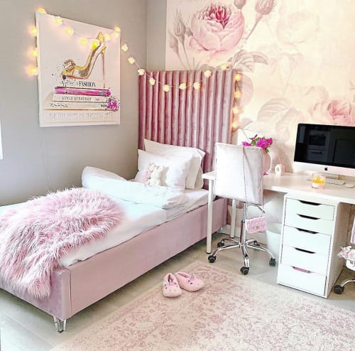 Pink Bed | Beds & Accessories by Meridian Furniture