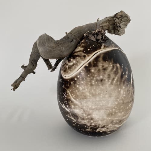 Obvara 4 | Vases & Vessels by Helene Fleury