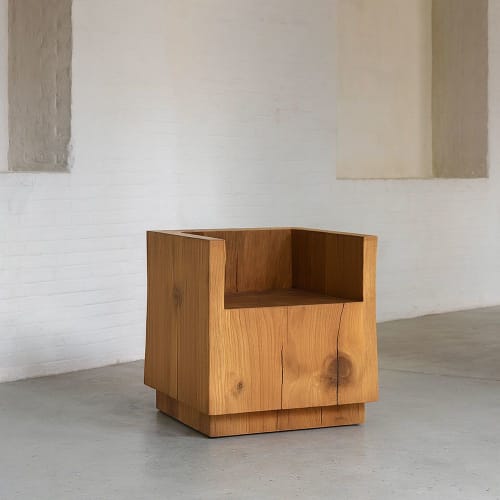 La Caja Chair | Accent Chair in Chairs by Pfeifer Studio