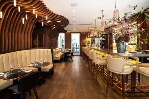 "Bespoke Suspensions Rainy Day and Smoon Birdie Light" | Lighting Design by Beau&Bien | Odette L'Auberge Urbaine in Paris