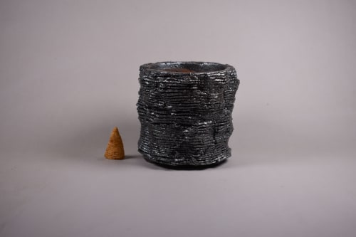 LLB-6g | Planter in Vases & Vessels by COM WORK STUDIO