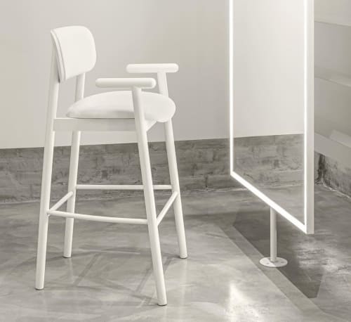 Barstool Mild | Chairs by MZPA Design | SayNoMo social nail bar in Kyiv