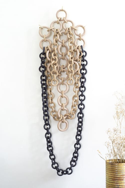 "Lilla" ceramic chain sculpture | Wall Hangings by Asmaa Aman Studio