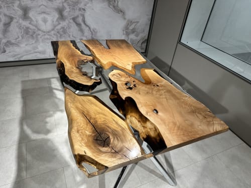 Special Ultra Clear Epoxy Table, Live Edge Epoxy Resin Table by