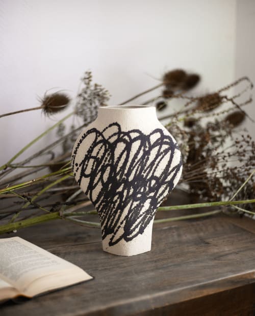 Ceramic Vase ‘Dal - Circles Black’ | Vases & Vessels by INI CERAMIQUE