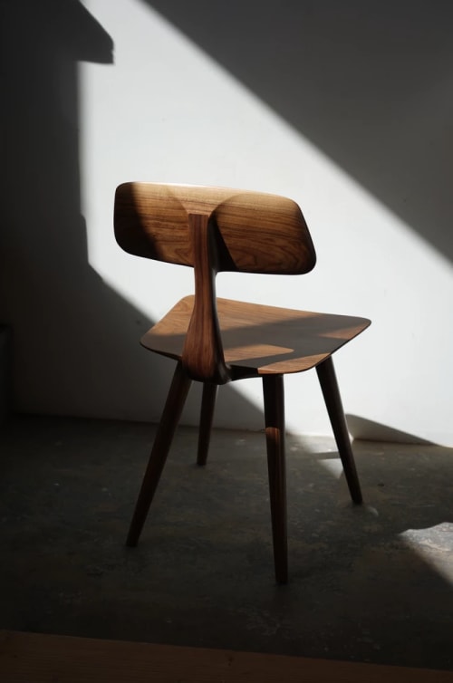 Mantaray Chair | Chairs by Kokora