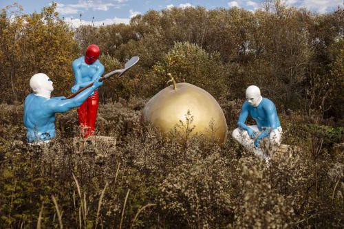 Le fruit maudit | Public Sculptures by COOKE-SASSEVILLE | O'Neill House in Québec