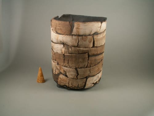 Ch4.5 - 1 | Planter in Vases & Vessels by COM WORK STUDIO