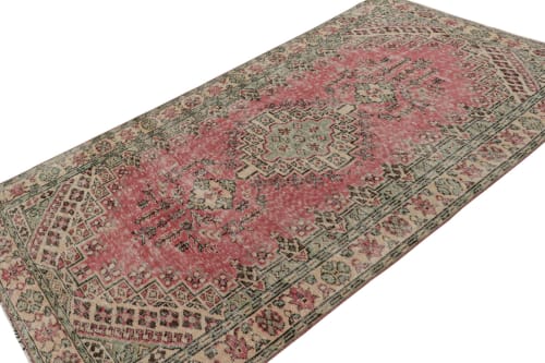 Vintage Zeki Müren Rug with Geometric Patterns and Medallion | Area Rug in Rugs by Rug and Kilim
