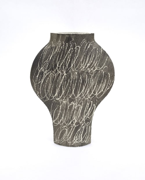 Ceramic Vase ‘Dal - Negative Circles Black’ | Vases & Vessels by INI CERAMIQUE