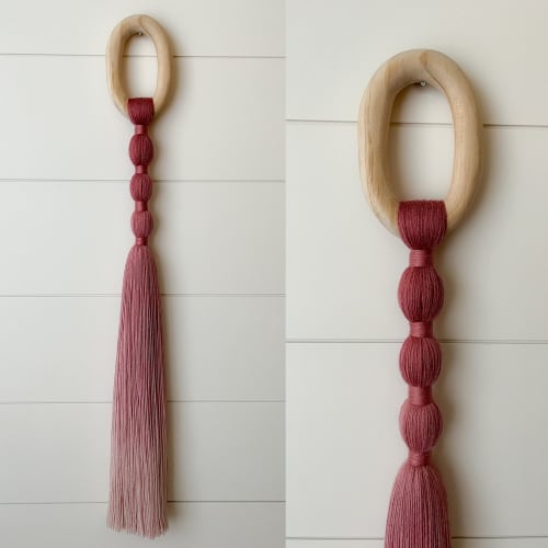 Dusty rose ombré tassel wall hanging | Tapestry in Wall Hangings by The Cotton Yarn