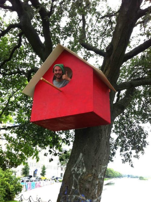 Giant Birdhouse | Public Sculptures by Thomas Dambo | Queen Louise Bridge in København