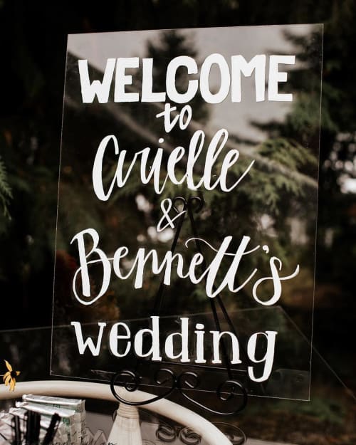 Custom Hand Lettering | Signage by Adria Vey (Draft & Ink Calligraphy Co.) | Robinswood House - Seattle Bride in Bellevue