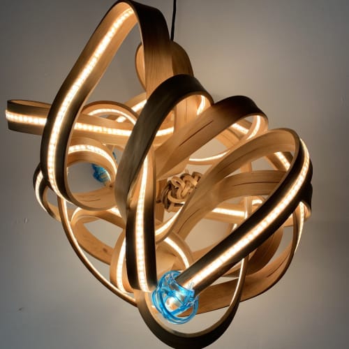Helium Molecule | Chandeliers by Art of Plants and Elliptic Designs